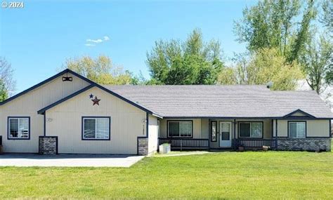 71823 Meadow Loop, Boardman, OR 97818 .